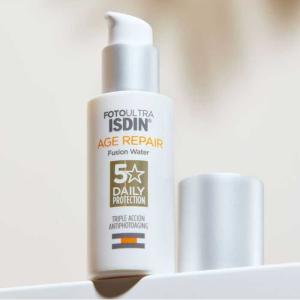 ISDIN FOTO ULTRA AGE REPAIR FUSION WATER SPF 50